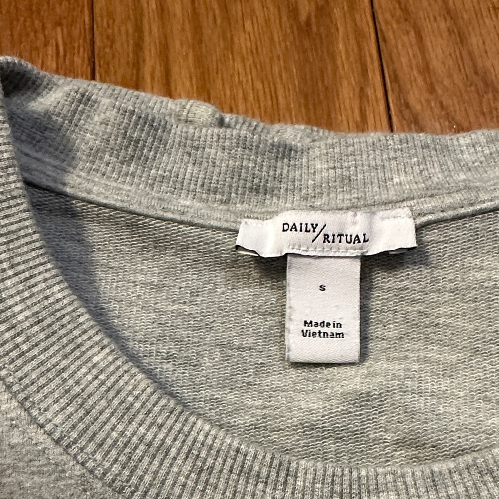 Daily Ritual Light Gray Crewneck Sweater - Picture 3 of 7